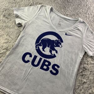 Chicago Cubs Shirt Mens Large White Gray Blue Nike Dri-Fit Athletic Cut Vneck